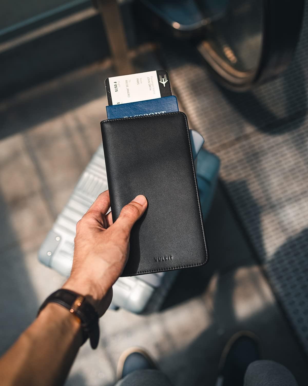 VULKIT Passport Holder Wallet RFID Blocking Travel Wallet for Men & Women