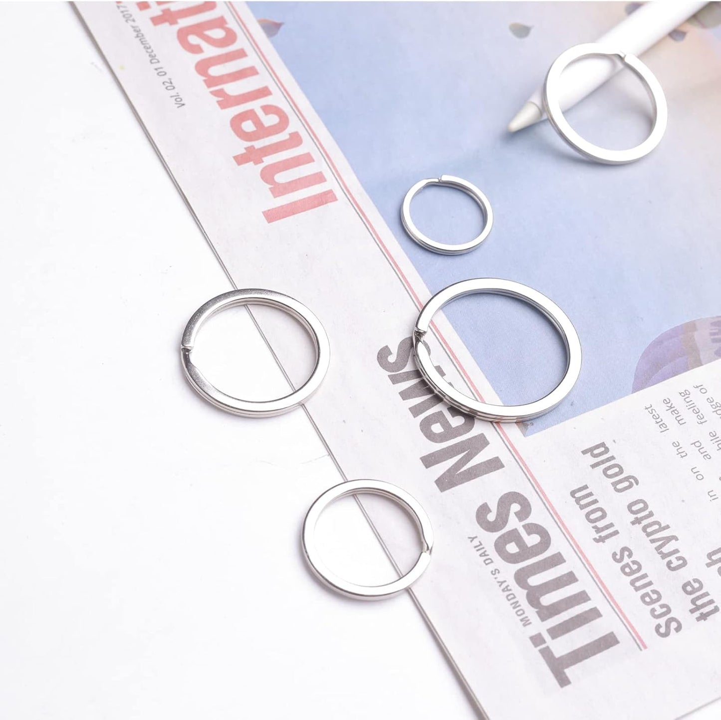 40 Pack Key Ring Keychain Mix 4 Sizes Silver Metal Flat Split Key Chains Rings for Home Car Dog Tag Office Lanyards Keys Attachment