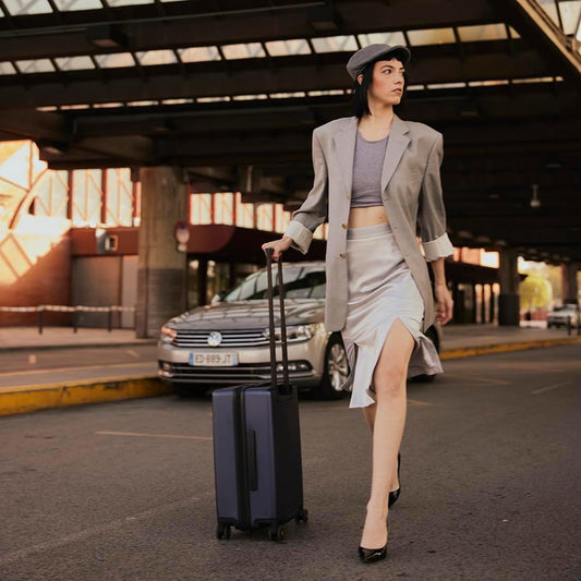 LEVEL8 Elegance Carry-on Suitcase, 20 Inch Carry on Luggage, Hardside Large Suitcases with Wheels, Tavel Bag with Tsa Lock, Navy Blue