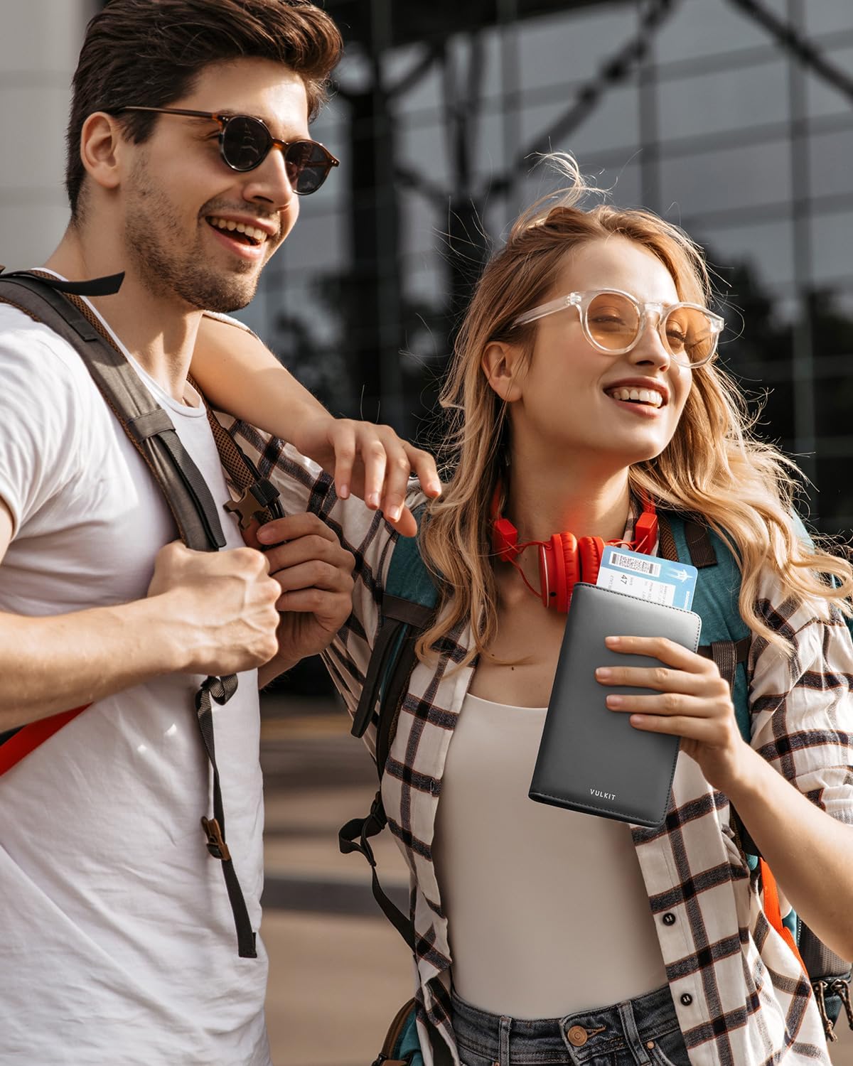 VULKIT Passport Holder Wallet RFID Blocking Travel Wallet for Men & Women