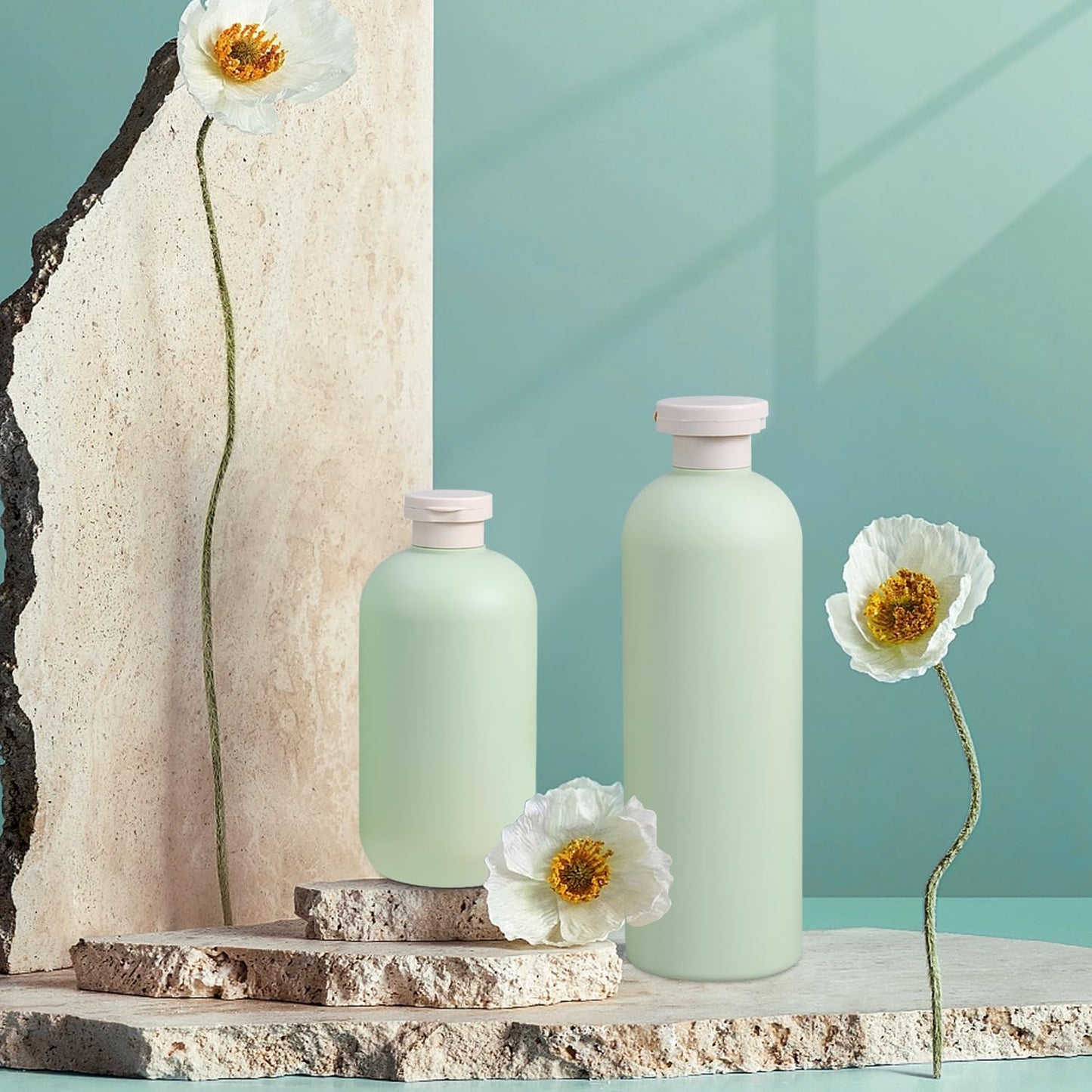 13.5 oz Plastic Travel Shampoo Bottles, Refillable Flip Cap Squeeze Bottles for Toiletries, Large Leakage-proof Travel Shampoo and Conditioner Container (Blue and Green)