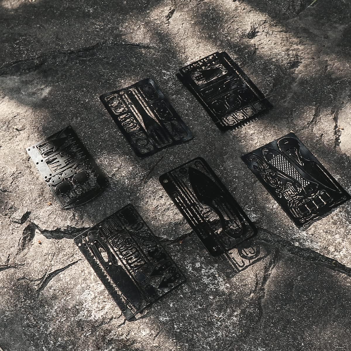 PSKOOK 12 Pcs Survival Multitool Card Emergency Camping Tool EDC Kit in Your Wallet Outdoor Hunting Fishing Hiking Gear