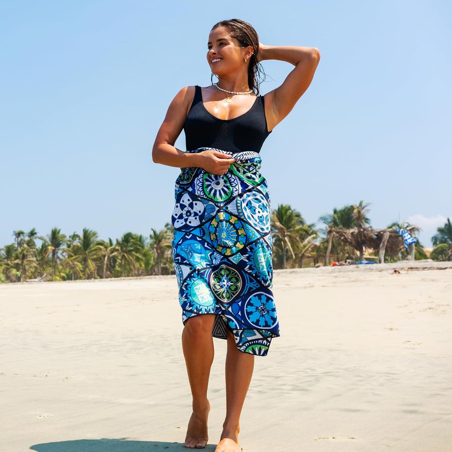 Elite Trend Quick Dry Towel Extra Large 78x35 Inch - Microfiber Beach Towel - Perfect for Beach, Travel, Swimming, Pool, Yoga, Hiking, Camping - Lightweight, Fast Drying, Compact for Adults (Artsy)