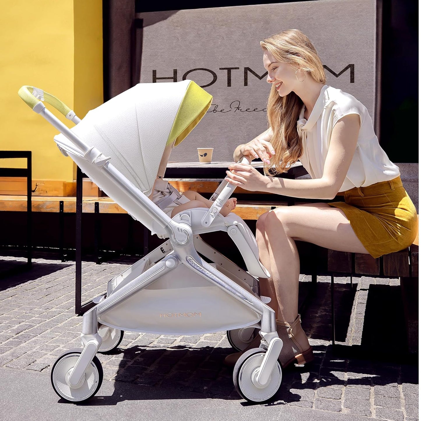 Hot Mom Lightweight Baby Stroller, Intelligent Seat Reversing and Anti-Shock Tire Combine Baby Pushchair, Newborn to Toddler's Baby Stroller,White