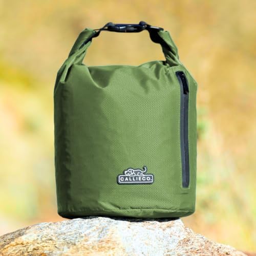 Callieco Dog Food Travel Bag w/ 1 Cup Scoop and Zipper Side Pocket | Waterproof Kibble Storage Container for Home, Road Trips, Camping, Boarding and More (Green, 64 Cups)