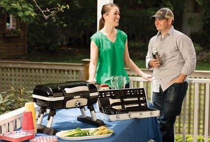 Cuisinart Gas Grill, Petite Gourmet, Foldable Design with Handle, 5,500 BTU