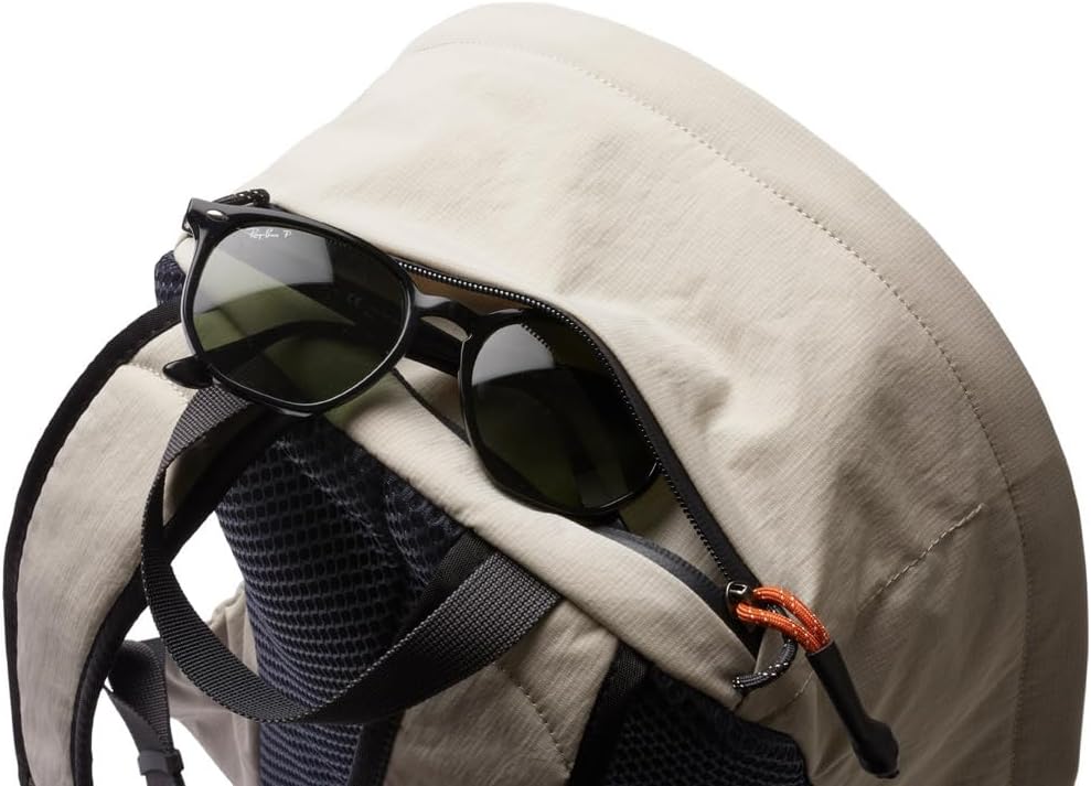 Bellroy Lite Daypack (lightweight performance backpack) - Ash