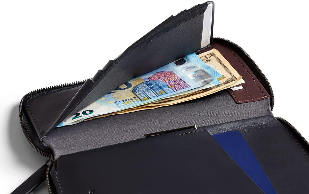 Bellroy Travel Folio – Second Edition - DeepPlum