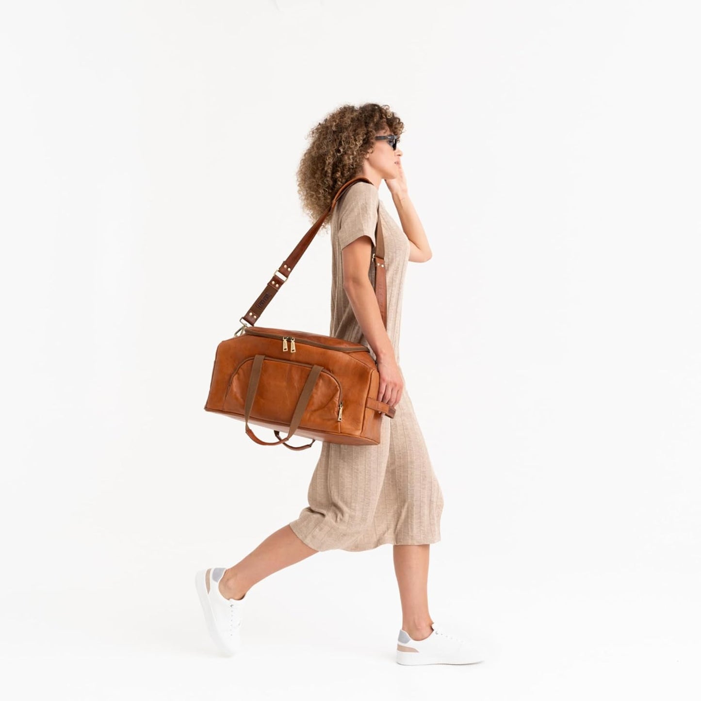 Berliner Bags Vintage Genuine Leather Duffle Denver M for Travel or the Gym, Weekender Bag, Overnight Bag for Men and Women - Brown