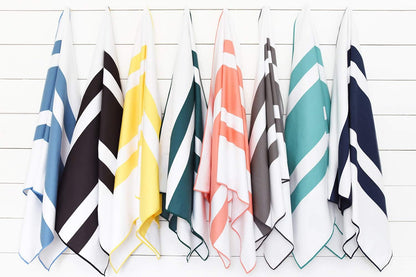 Laguna Beach Textile Co. Recycled Microfiber Quick Dry Beach Towel - Juniper Green