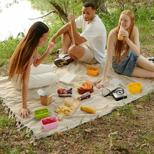 Collapsible Food Storage Containers with Lids, Small Silicone Snack Containers, Stackable Portion Control Containers, Mini Fridge Organizer, Microwave Freezer Dishwasher Safe, 6.5oz, 6 Pack