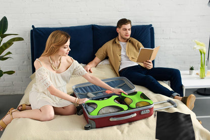 Shacke Premium 5 Packing Cubes Set - Lightweight Mesh Travel Luggage Organizers with Laundry Bag, 5-Piece Suitcase Storage System (Green Grass)