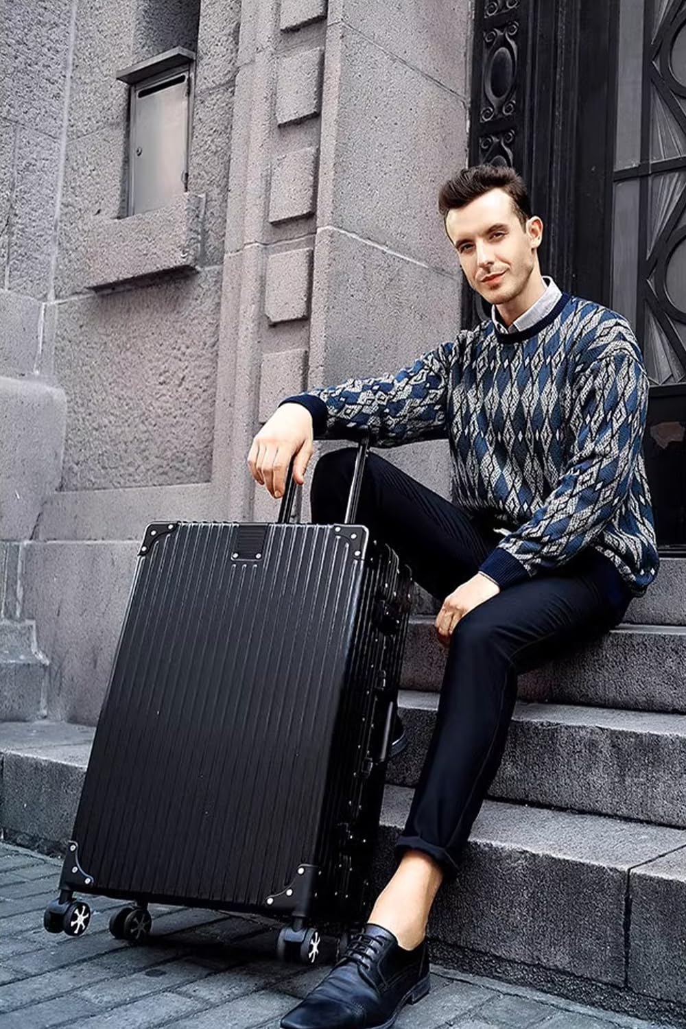 HotWay 28 Inch All Aluminum Checked in Luggage, Hard Shell Suitcase with Spinner Wheels and TSA Lock, Large Silver Suitcase for Travel, Black