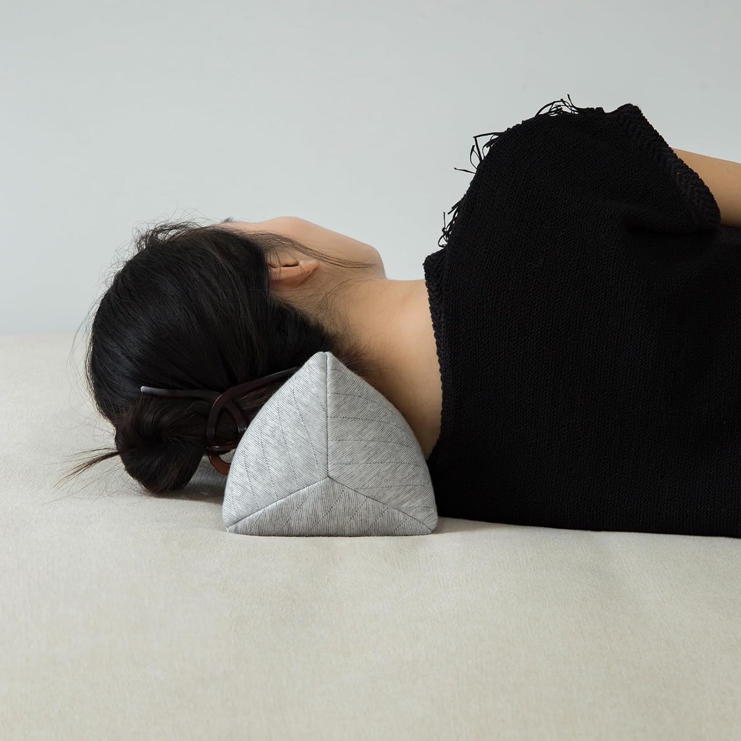 Buckwheat Neck Support Pillow Cervical Neck Cylinder Bolster Pillow Neck Pain Relief Breathable Comfortable for Back and Side Sleepers Round Pillows for Lunch Break Gray, 6x15 Inch