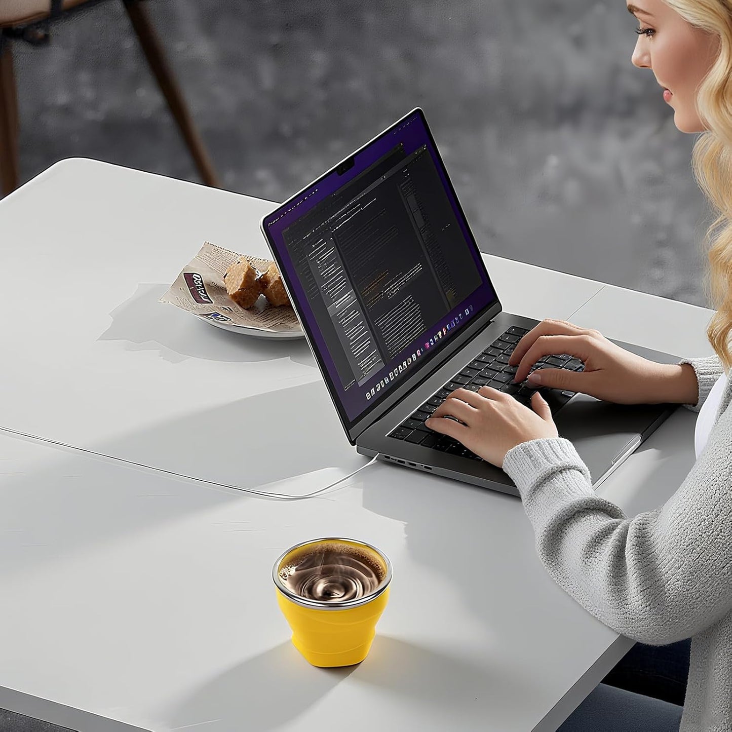 Collapsible Water Cup 6oz/180ml - Collapsible Cup - Silicone Collapsible TravelCup - Silicone Folding Camping Cup with Lids - Foldable Drinking Cup - for Travel, Camping, Hiking