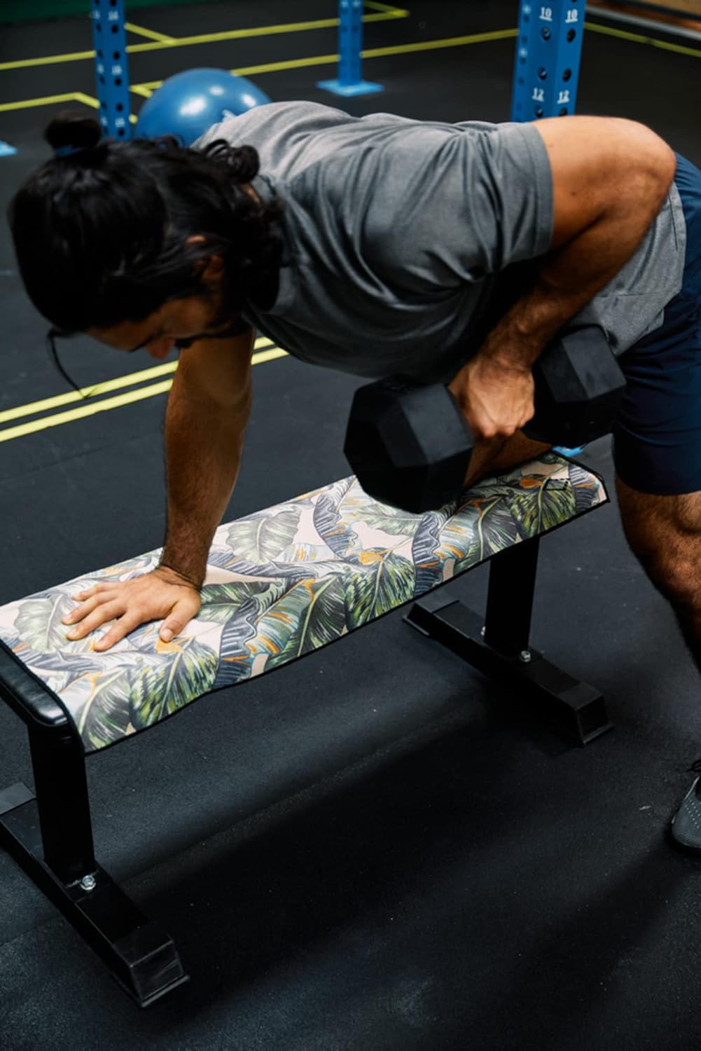 Nomadix Mini Towel - Perfect for Beach, Pool, Travel, Camping, Yoga - Made with Recycled Materials - Super Absorbent - Sand Resistant - Banana Leaf Green - 16x40