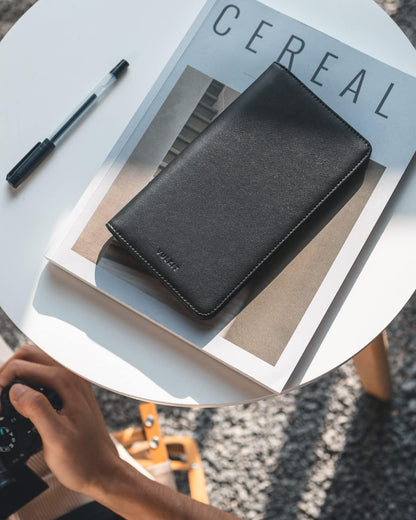 VULKIT Passport Holder Wallet RFID Blocking Travel Wallet for Men & Women