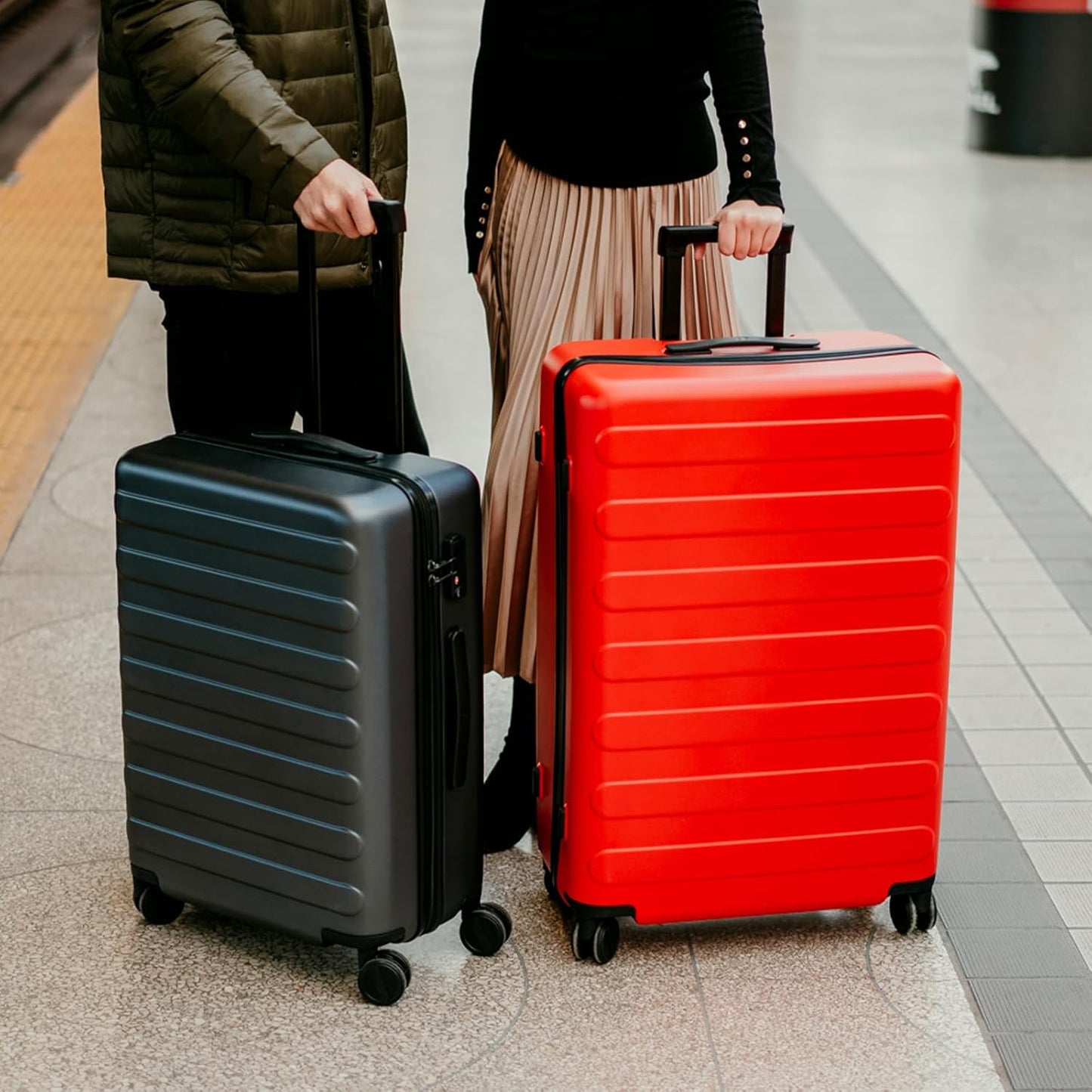 Carry on Luggage 22 X 14 X 9 Airline Approved, 20 Inch Luggage for 3-5 Days Travel, Double Spinner Wheels, 100% Hardshell PC, TSA Lock (06-Raspberry (Basic), Checked 28-Inch)