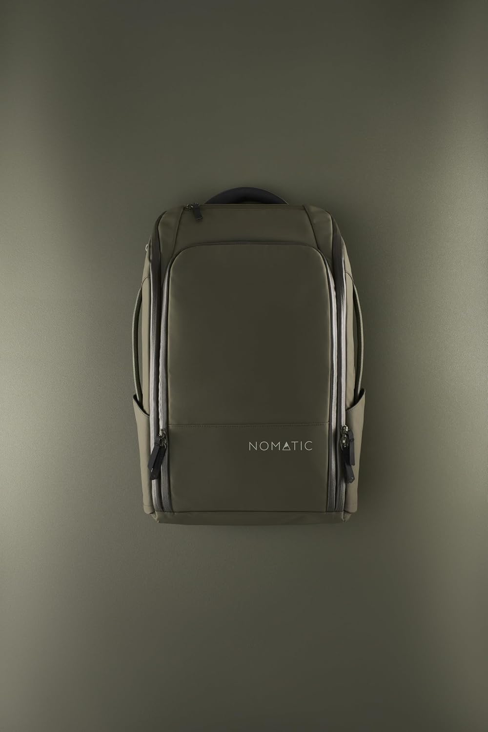 NOMATIC Backpack- Travel Carry On Backpack - Laptop Bag 20L - Water Resistant Travel Backpack - Traveling Carry On Backpack for Women and Men- Business Backpack - Personal Item Bag