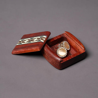 1pcs Handcrafted Wooden Pill Case for Purse - Elegant Rosewood Pill Box Organizer, Discreet Wallet-Size Storage for Medications, Jewelry & Essentials