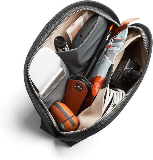 Bellroy Classic Pouch, Everyday kit, Leather and Woven Fabric (pens, Cables, Cosmetics, Personal Items)