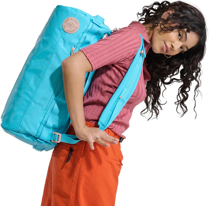 Baboon to the Moon Go-Bag Small 40L – Detachable Straps, Small Duffle Bag for Travel, Gym Bag for Women, Mens Travel Bag, Duffel Bags for Traveling, Travel Duffel Bags for Women (Bluebell)