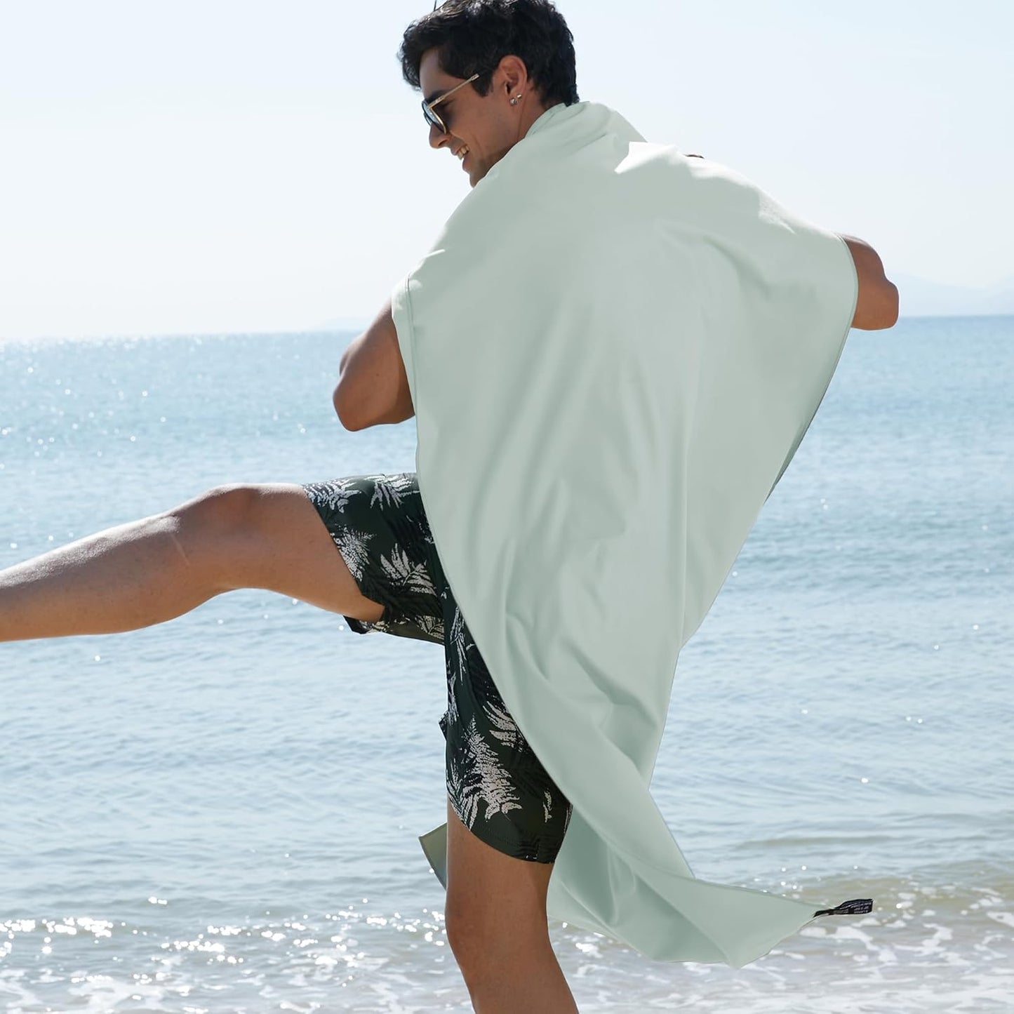 Rainleaf Microfiber Towel Perfect Travel & Gym & Camping Towel. Quick Dry - Super Absorbent - Ultra Compact - Lightweight. Suitable for Trip, Beach, Shower, Backpacking, Pool