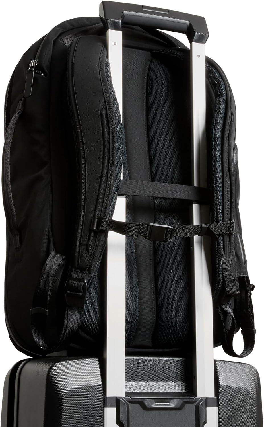 Bellroy Transit Travel Pack Pro (30–38 liter carry-on travel backpack, with laptop sleeve, RFID protection and zip bottle pocket) - Black