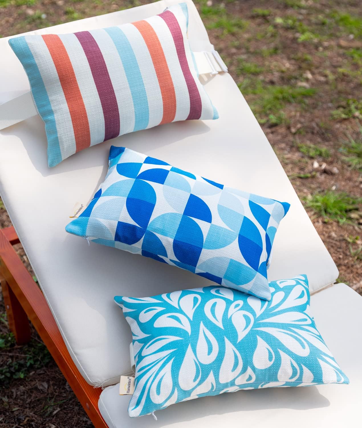 Outdoor Beach Chair Head Resting Pillow, Pool Lounge Chair Pillows with Insert and Adjustable Elastic Stripe for Recliner Sunbrella Neck Attachment, 2 Pack Size 11”*16” Strip II Red