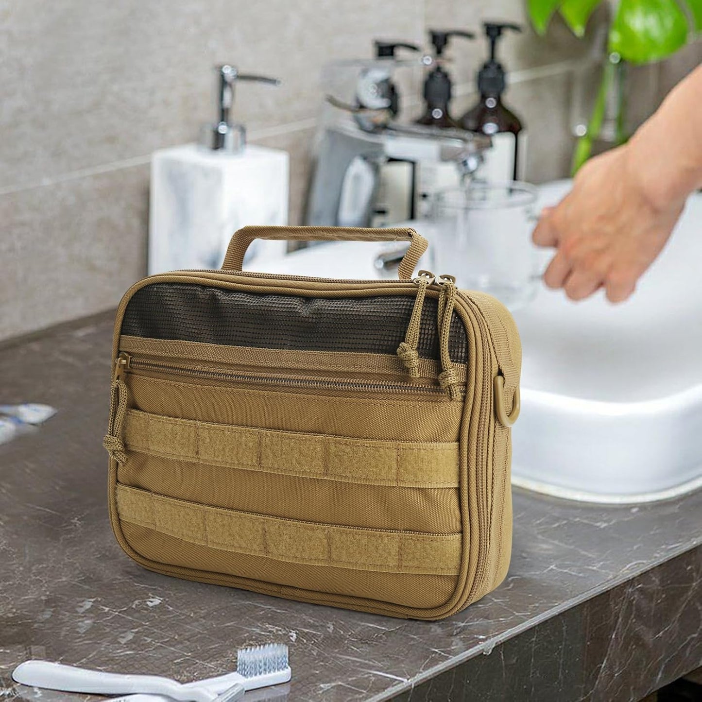 Toiletry Bag for Men, Travel Hanging Hook Toiletry Bag, Spacious Portable Organizer Dopp Kit Shaving Bag for Toiletries Makeup Accessories Tactical Essentials - Khaki