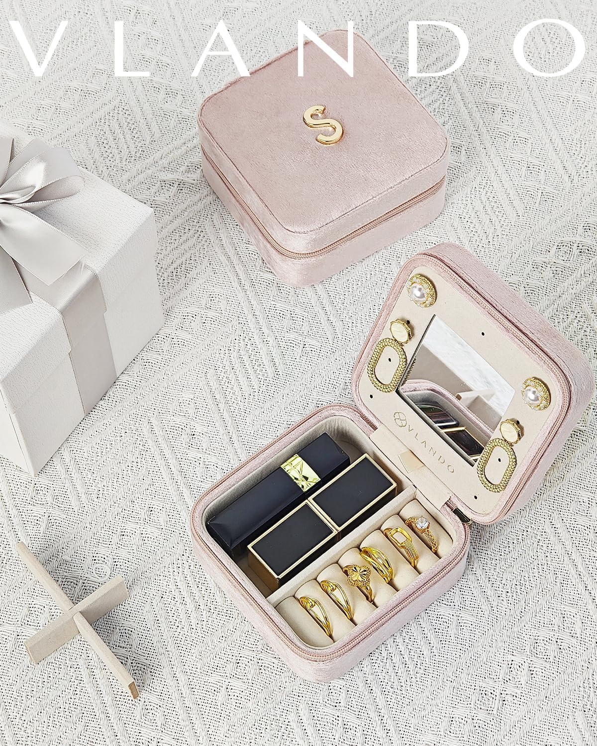 Vlando Teacher Must Haves, Personalized Initial Jewelry Case, Back to School Gift for Teacher, Teacher Appreciation Gifts, Teachers Day, Teacher Travel Jewelry Case with Initial - Letter E, Pink