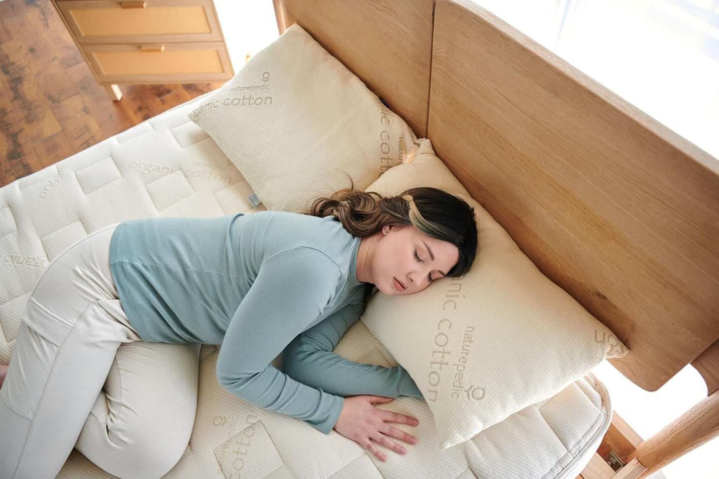 Naturepedic Organic Latex Pillow - Standard Bed Pillow with Soft Comfort - Luxury Pillow with Adjustable Fill for Comfortable Sleeping, Back Support and Neck Pain Relief