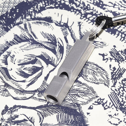 Dog Whistle to Make Dogs Come to You, Emergency Whistle Survival Loud for Women, Metal Whistle with Lanyard, Kayak Whistle Emergency Waterproof for Hikers