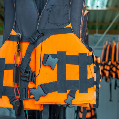 Whistle with Lanyard for Safety Boat Whistle Coast Guard Approved Float Boat Marine Camping Hiking Hunting Fishing Survival Rescue Signaling ski Accessories