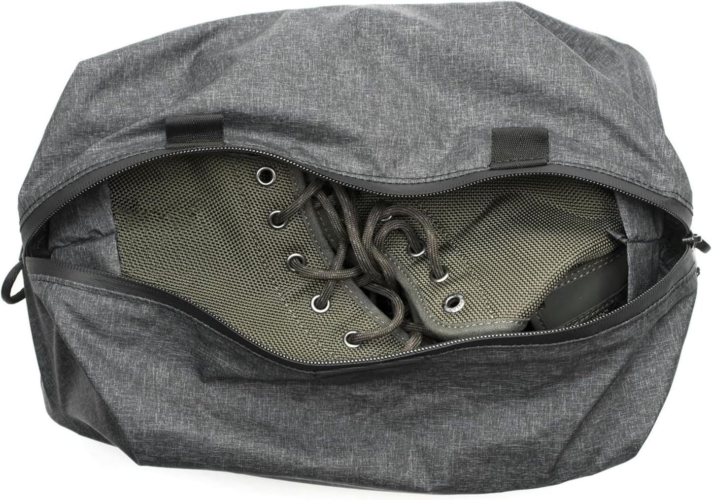 Peak Design Shoe Pouch, Charcoal, Ultralight Travel Organizer Bag for Shoes or Other Items, Weatherproof Shell, Packs into Itself, Fits 1–2 Pairs of Shoes, Works with Peak Design Travel Bags
