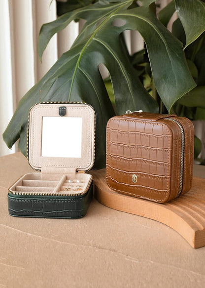S.Leaf Travel Jewelry Organizer Travel Jewelry Boxes for Women Small Jewelry Travel Case Box Portable Travel Jewelry Case Travel Case Mini Jewelry (11_Pattern_Crocodile_Black_01)