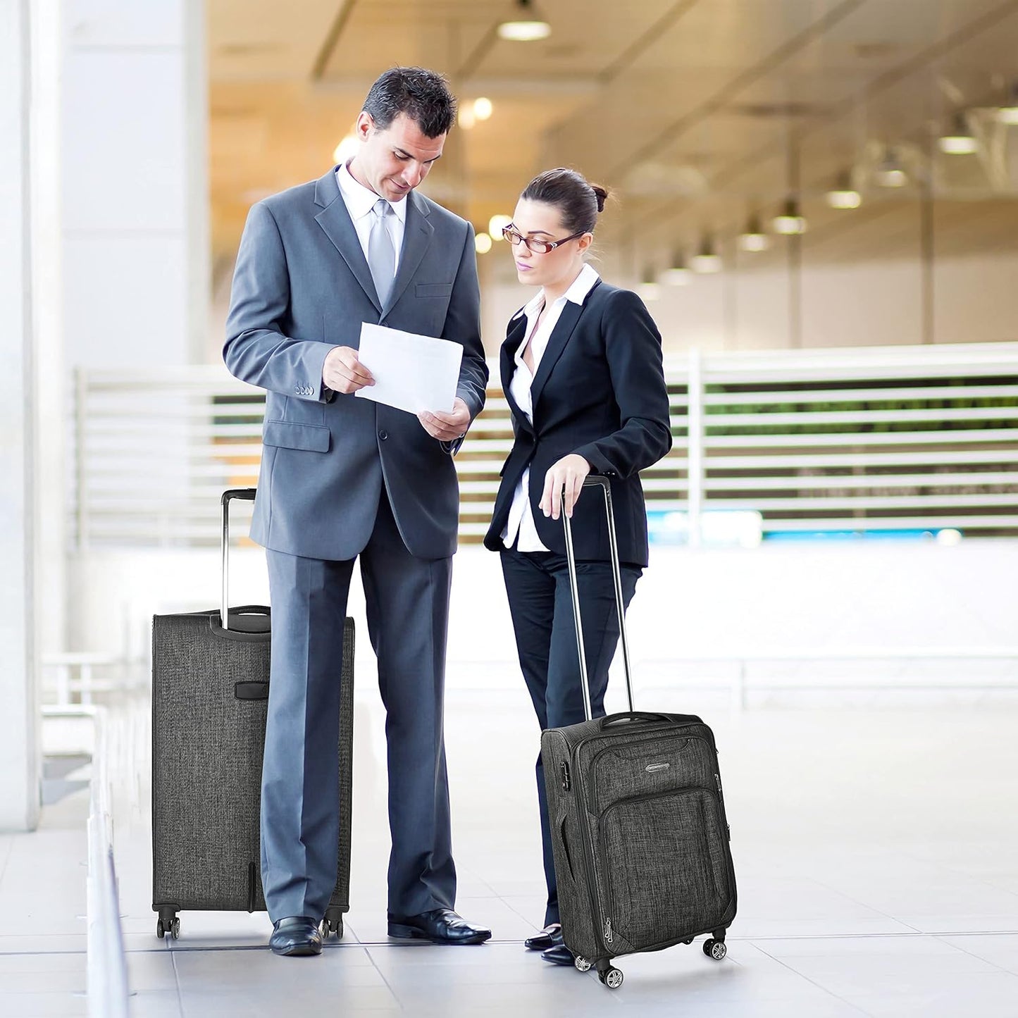 Cantor Ultra Lightweight Softside Luggage with Spinner Wheels, Set of 3, Expandable Suitcase with Retractable Handle and ID Tag, and Interlocking Zippers with TSA Lock