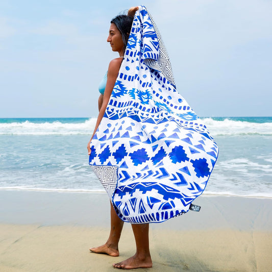 Elite Trend Quick Dry Towel Extra Large 78x35 Inch - Microfiber Beach Towel - Perfect for Beach, Travel, Swimming, Pool, Yoga, Hiking, Camping - Lightweight, Fast Drying, Compact for Adults (Aztech)