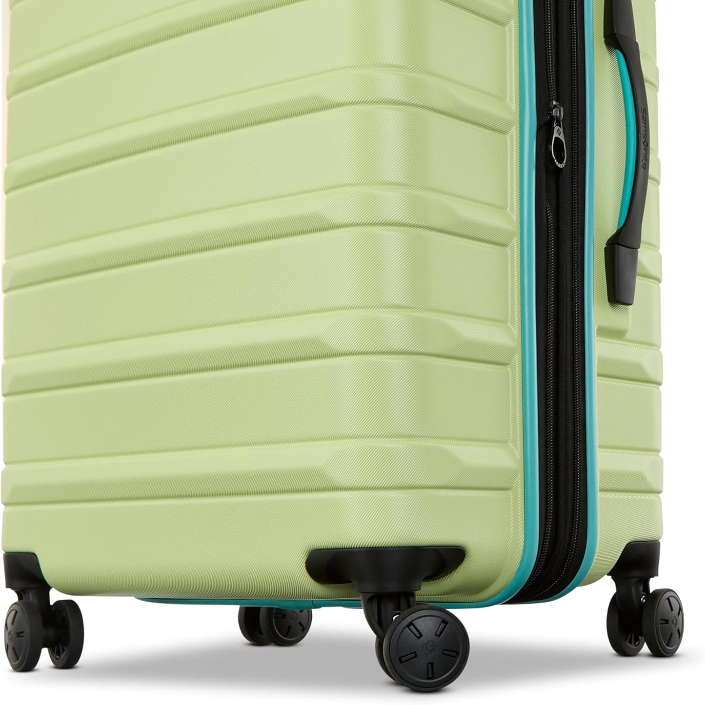 Samsonite Omni 2 Hardside Expandable Luggage with Spinner Wheels, 2-Piece Set (19/24), Frozen Matcha