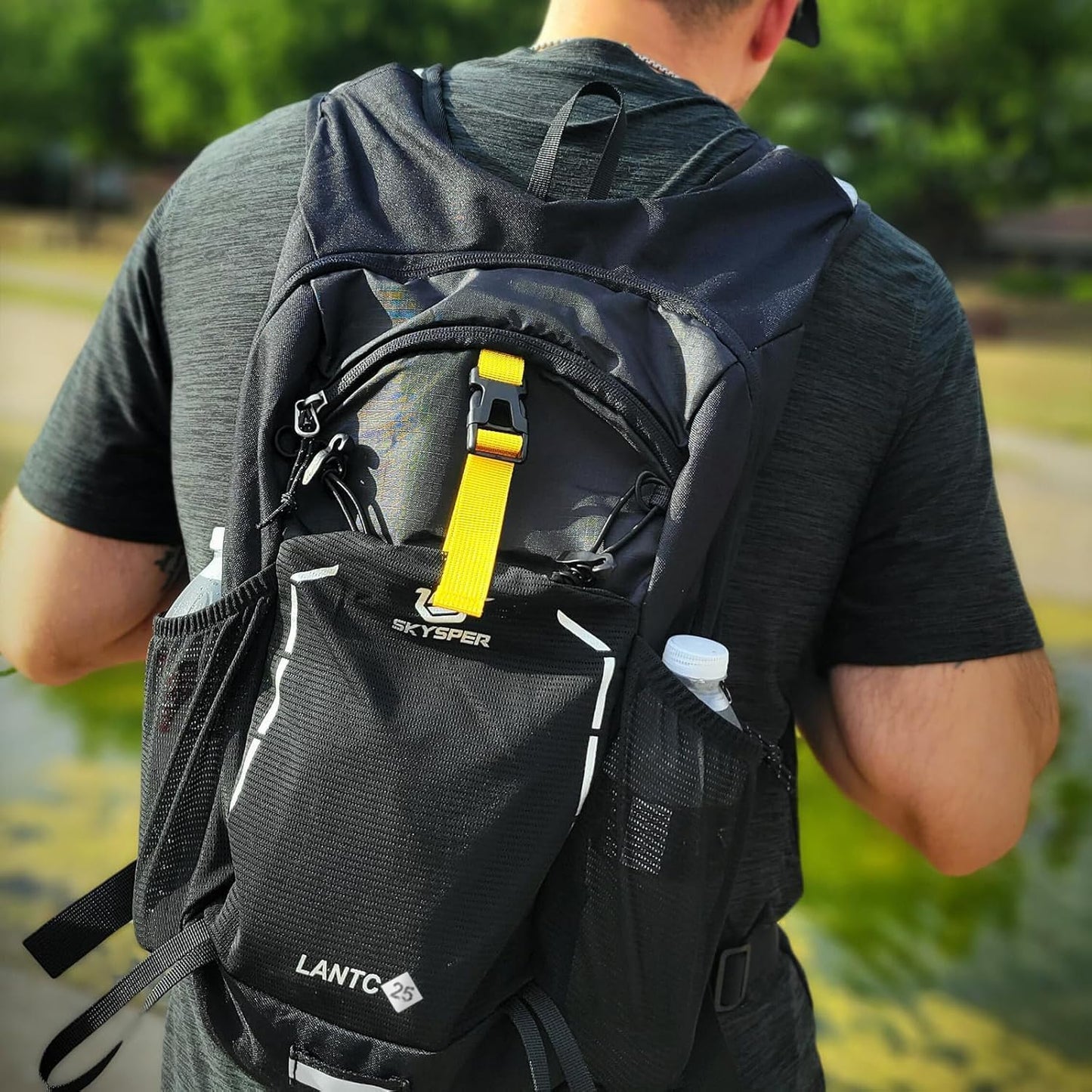 SKYSPER Small Hiking Backpack - 25L Travel Daypack Lightweight Bag Water Resistant Hiking Backpacks for Women Men