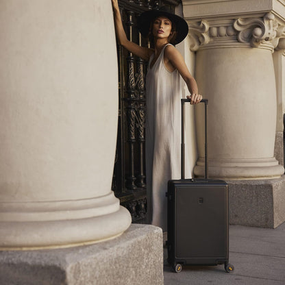 LEVEL8 Elegance Carry-on Suitcase, 20 Inch Carry on Luggage, Hardside Large Suitcases with Wheels, Tavel Bag with Tsa Lock, Black