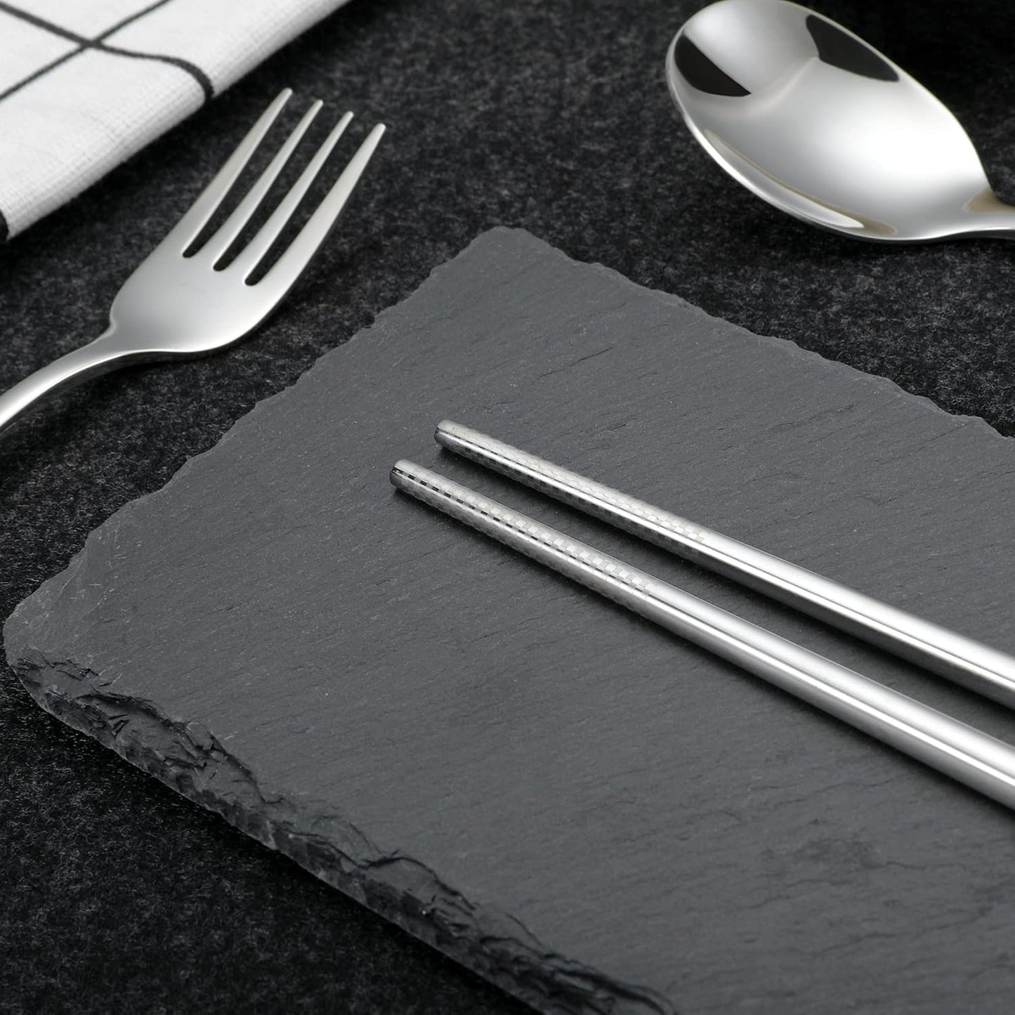 Travel cutlery set, 18/8 stainless steel cutlery, Reusable utensils set with case, Portable Silverware Lunch Box for Camping and Office