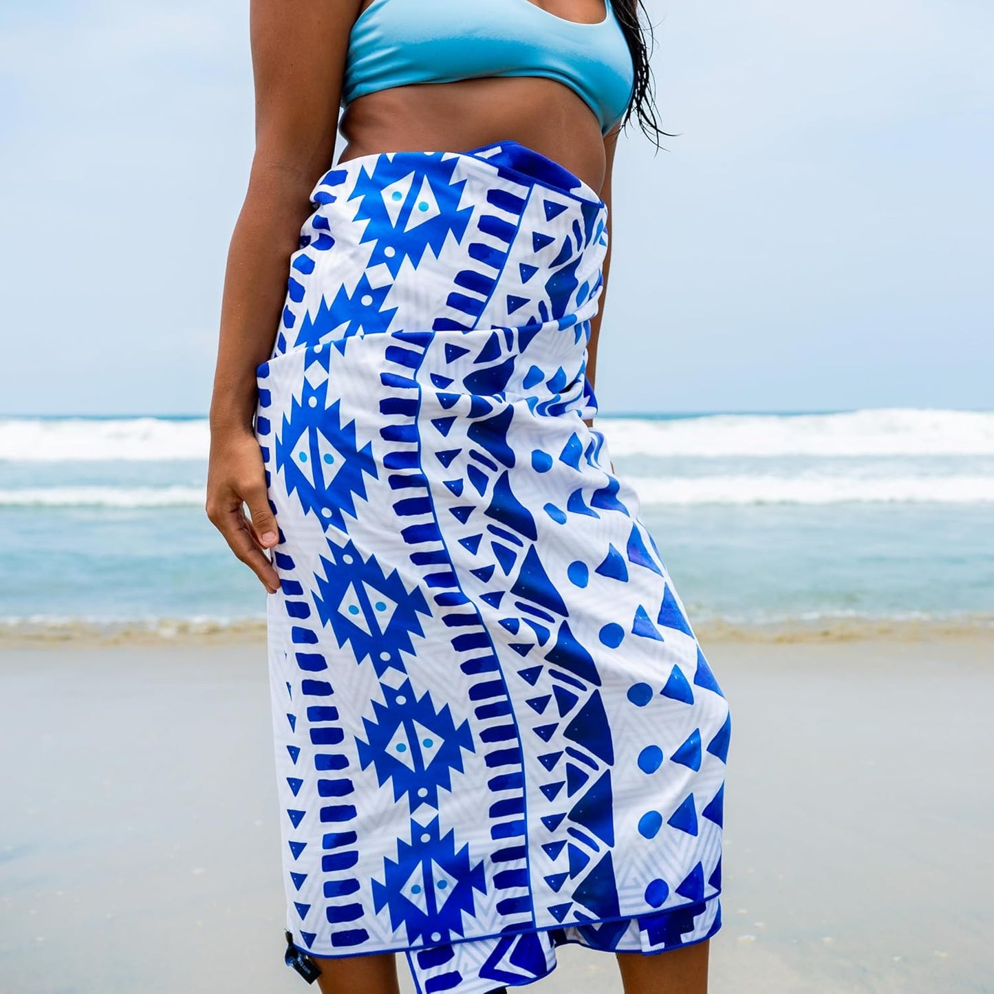 Elite Trend Quick Dry Towel Extra Large 78x35 Inch - Microfiber Beach Towel - Perfect for Beach, Travel, Swimming, Pool, Yoga, Hiking, Camping - Lightweight, Fast Drying, Compact for Adults (Aztech)