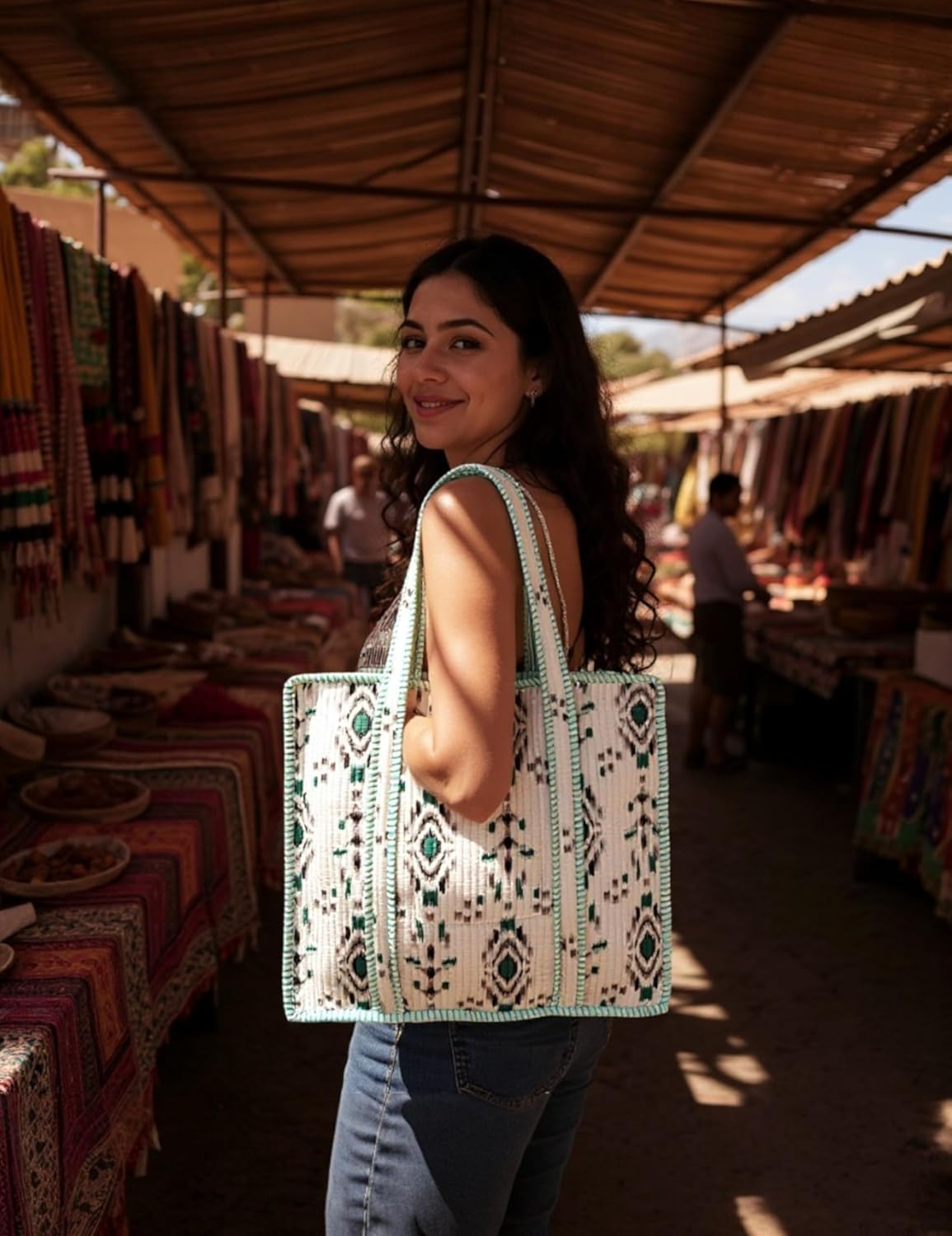 Cotton Quilted Tote Bag for Women – Large Beach & Travel Tote with Zipper, Reusable Grocery Bag