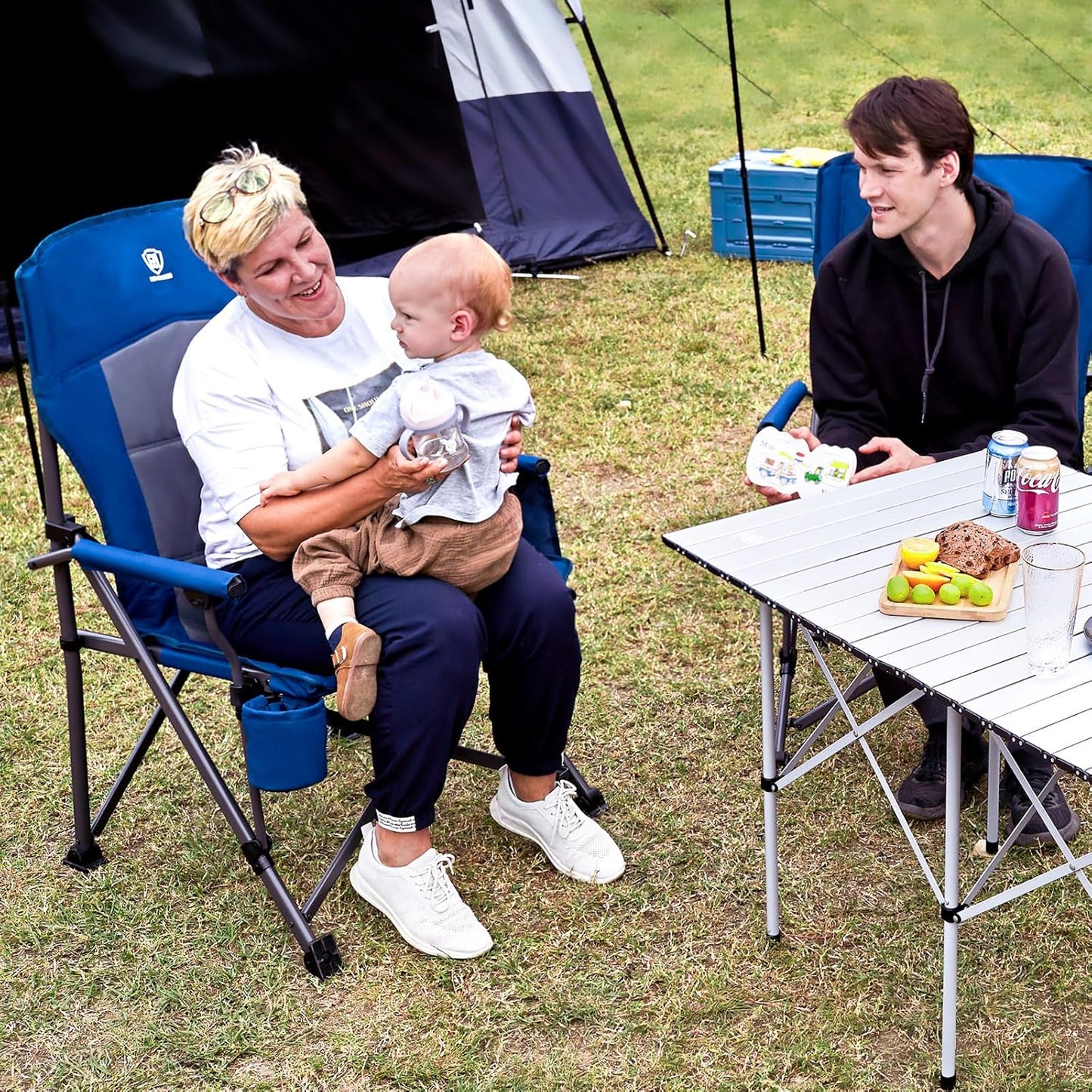 EVER ADVANCED Oversized Folding Camping Chair, for Adults Heavy Duty Lawn Chair with Side Pockets, Portable Collapsible Quad Chair for Outside, Support Up to 500lbs, Blue