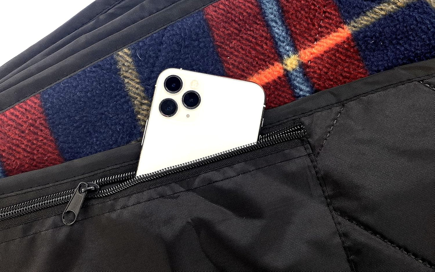 DOWN UNDER OUTDOORS Large Waterproof Windproof Extra Thick 350 GSM Quilted Fleece, or Sherpa Stadium Blanket