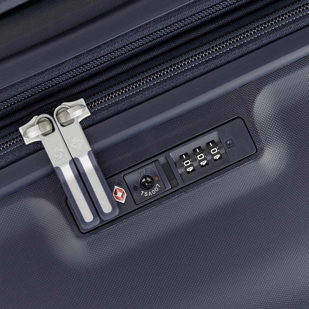 Samsonite Elevation Plus - Large Hardside Luggage - Scratch Resistant Polypropylene Shell, RightHeight™ Adjustable Handle, Integrated AirTag Holder, TSA Lock, WetPak™ Compartment - Midnight Blue