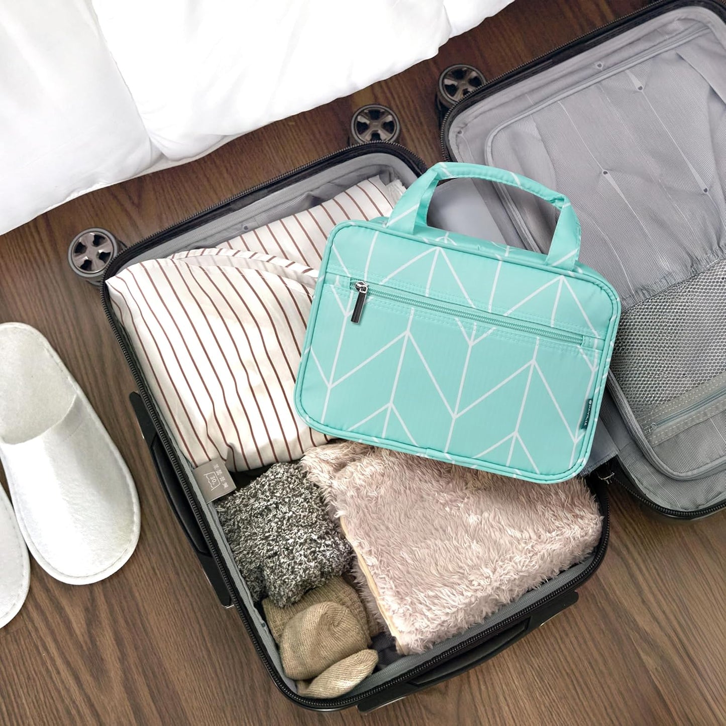 PAVILIA Hanging Toiletry Bag Travel Bag Women Men, Foldable Cosmetic Organizer, Roll up Makeup Bag, Water Resistant Accessories Toiletries, Large Travel Essentials Kit (Teal Chevron)