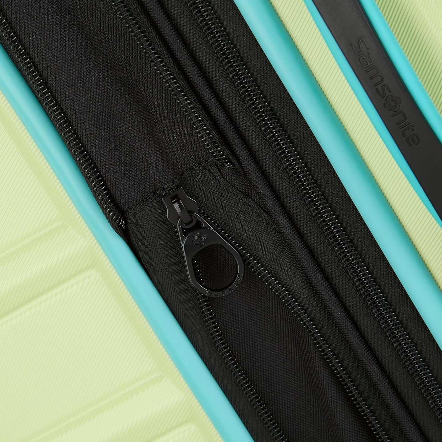 Samsonite Omni 2 Hardside Expandable Luggage with Spinner Wheels, 2-Piece Set (19/24), Frozen Matcha