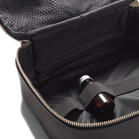 Leatherology Black Onyx Large Travel Organizer - Zipped mesh storage pocket, elastic loops for organization, double metal zipper
